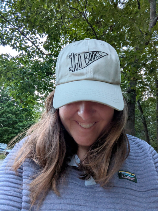 GO BOOKS! Classic Cap - Casual Hat for Book Lovers, Relaxed Style, Everyday Wear
